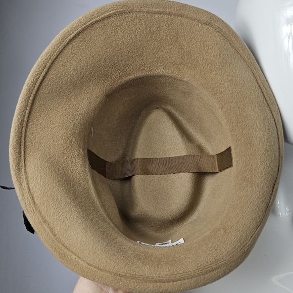 Vintage Betmar New York wool Camel hat - Picture 8 of 16